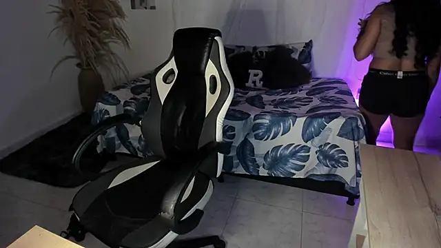 riana_kean - Riana_Kean's free webcam - UK Sex Cams