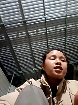 pretty-haert - Pretty-haert's free webcam - UK Sex Cams