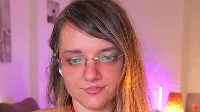 magnetic_amy - Magnetic_Amy's free webcam - UK Sex Cams