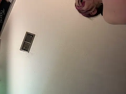 cumgitsumdic Live Webcam on Stripchat