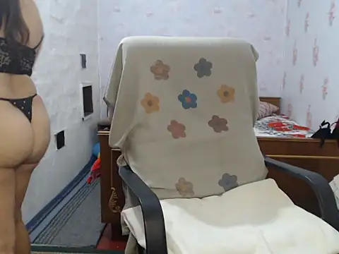 KittyyLaBeauty webcam