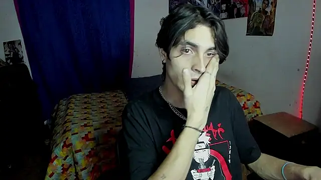 golden_ryyan - Golden_ryyan's free webcam - UK Sex Cams