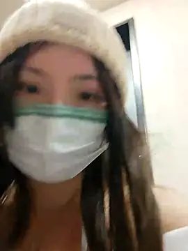 美女TBgril在线直播