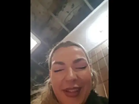 dirtyfeelin - Dirtyfeelin's free webcam - UK Sex Cams