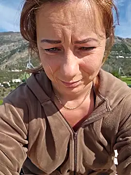 AngelaDesires webcam