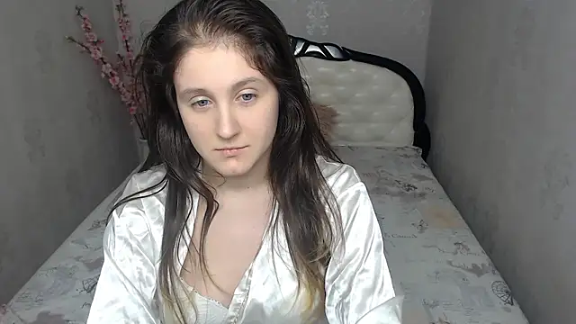 Holliy_Cooper webcam