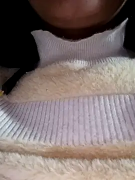 CuteSarikaLIVE webcam