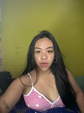 Lovely_apple19 webcam