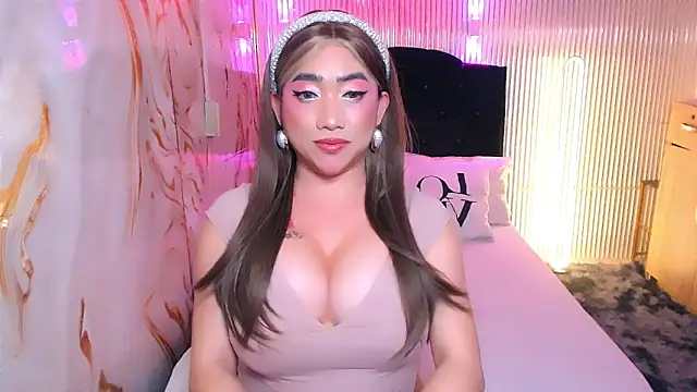 SelfsuckmyBigBanna webcam