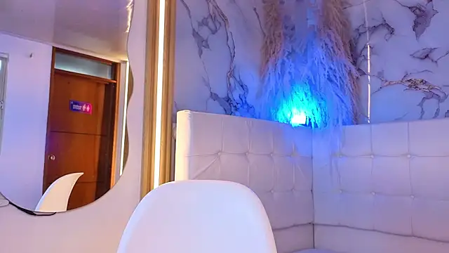 Karolyn_rousse webcam