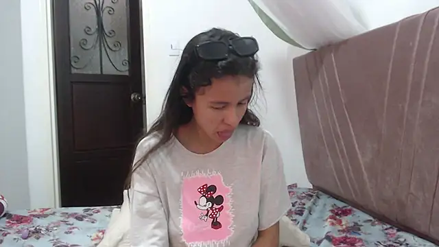 nathaly_jones_ webcam