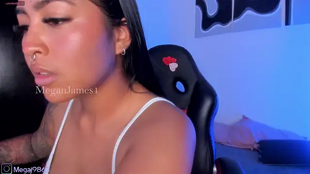 meganjames1 webcam