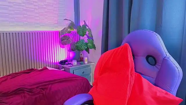 Milena_lawson webcam