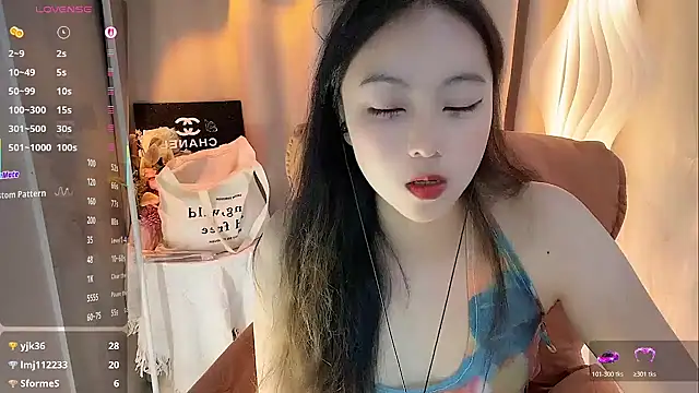 美女Lydia-668在线直播