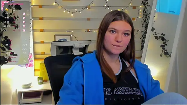 Josephine_Kiss webcam