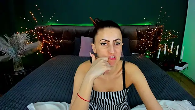 Rebecca_Diamond webcam