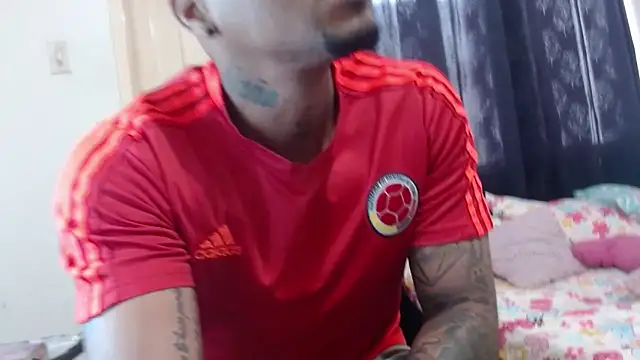 hot_and_naughty_latin webcam