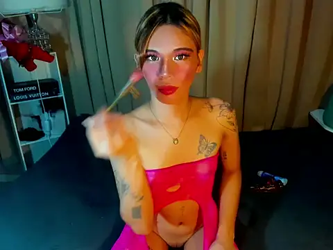 ClassyTemptressX webcam