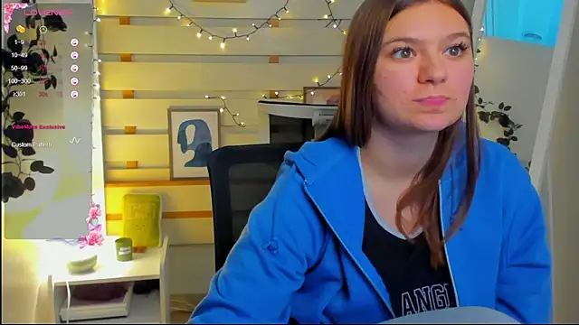 Josephine_Kiss webcam