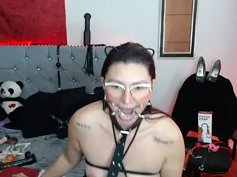 sachaclinford webcam