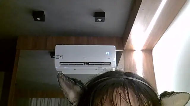 skinnykitten - SkinnyKitten's free webcam - UK Sex Cams