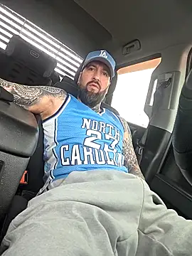 Beardedtattood webcam