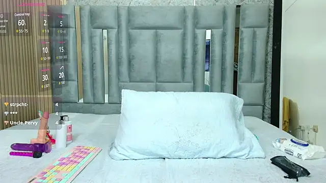 veronicaroose_ webcam