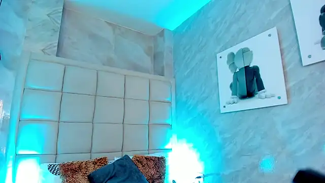 Victoria_Rosee webcam