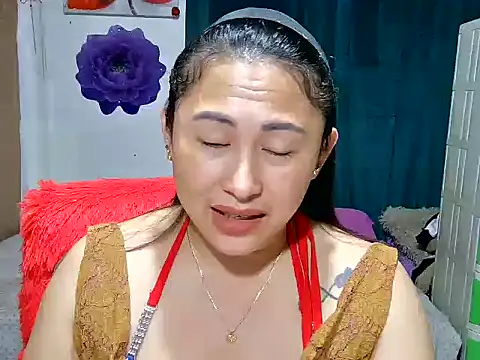 Ugly-Filipina webcam