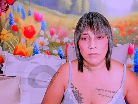 indianroxy webcam