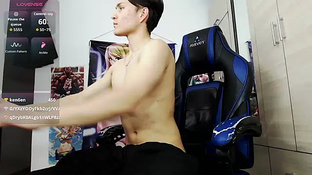 sr_jaeger - Sr_jaeger's free webcam - UK Sex Cams