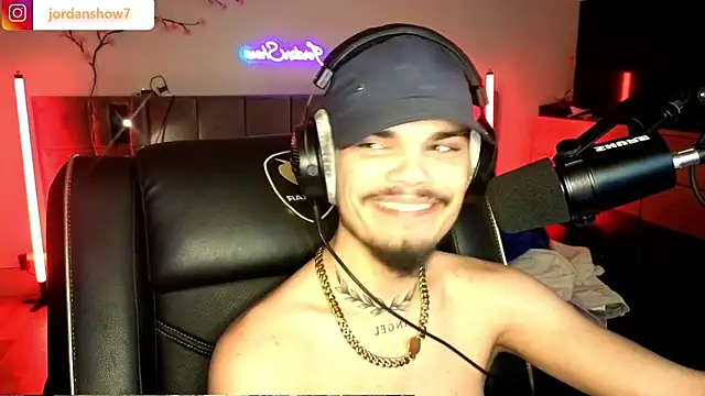 JordanShow webcam