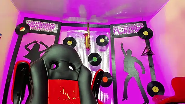 Madison_Mujica webcam