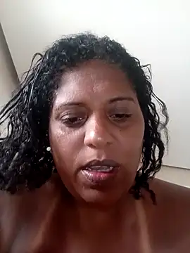 Maliaebonyfetish webcam