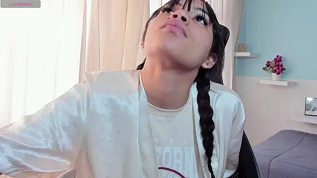 kendall_hernandez webcam