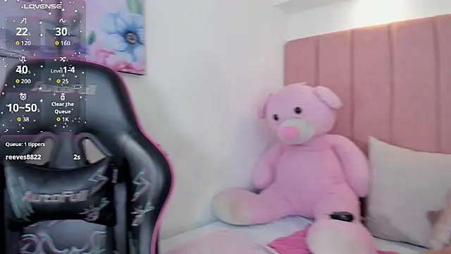 megan_sofiaa_ webcam