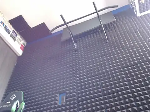 Mr_Lollipop77 webcam