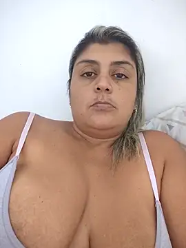 AlyDenalioficial webcam