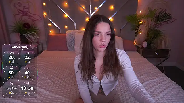 MirielleNymph webcam