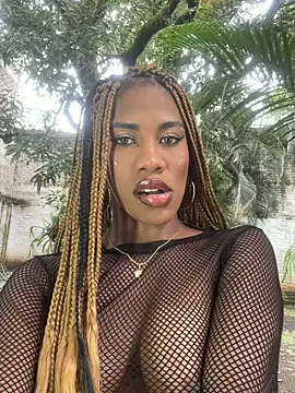 LucianaaMorena webcam