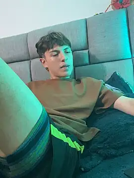 NaytonFreeman webcam