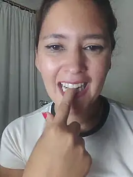 Webcam Model (Harley-77)  is live.Free join now!