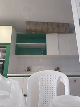 Nahiajhonson_ webcam