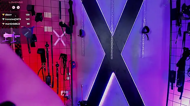 MissKara_Ariana_bdsm webcam