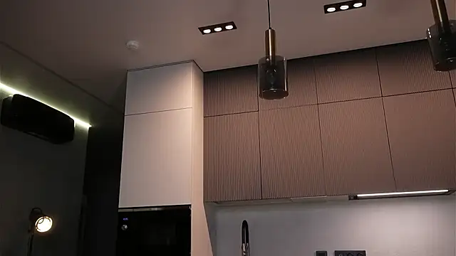 sofa_01 (F young) - cum