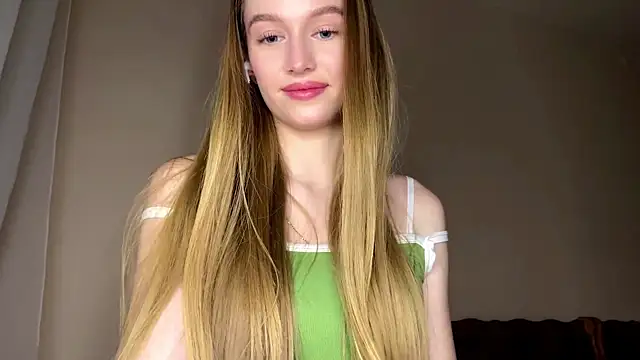 Viktoria_Vibes webcam