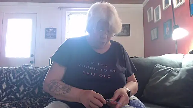 canadiancougar1965 webcam