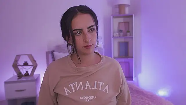 Enola_Holmes_ webcam