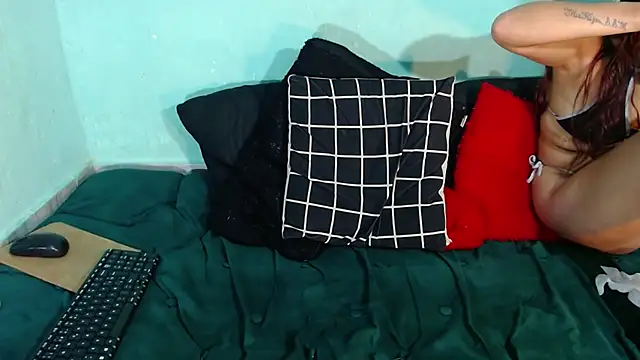 Ariatnaanddilan webcam