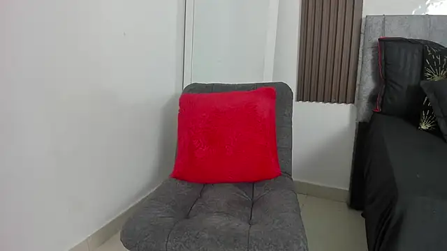 anierouse__ webcam stripchat model stream image